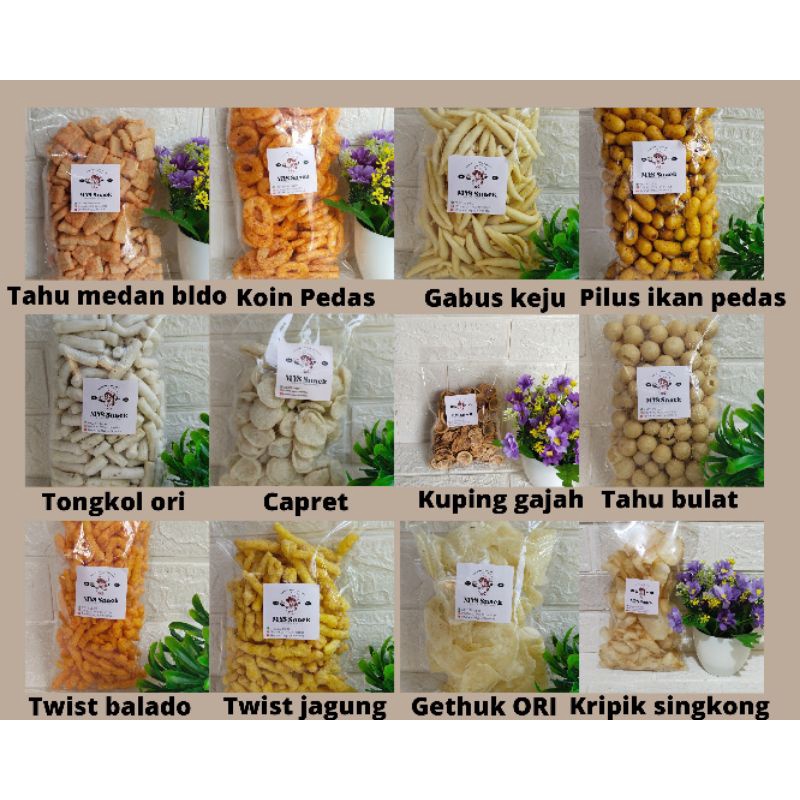 

CEMILAN KLETIKAN JAJANAN MURAH ENAK KRIPIK KRUPUK GURIH PEDAS ANEKA RASA 20RB DAPAT 3 CAPRET TWISTCORN KRIPIK GETHUK TENGIRI OPAK PEDAS TONGKOL PEDAS LANTING GELANG LANTING PEDAS