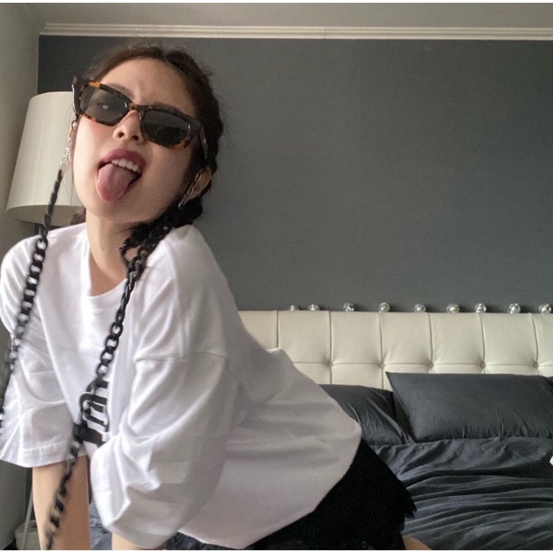 (YUZHU) Korea Gaya Mata Kucing Ulzzang Kacamata Hitam Wanita Retro Fashion Jennie Gaya Candy Color Sunglasses