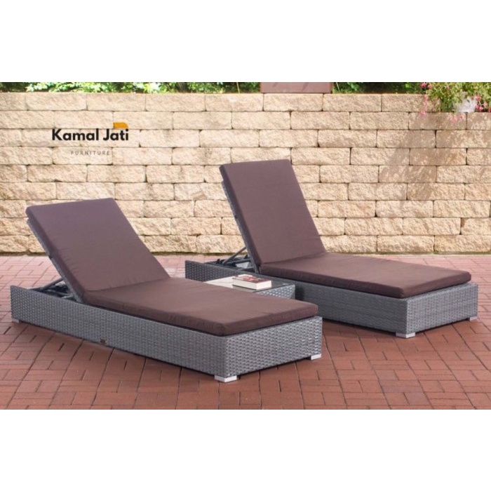 Set kursi lounger rotan sintetis outdoor, kursi pantai rotan sintetis