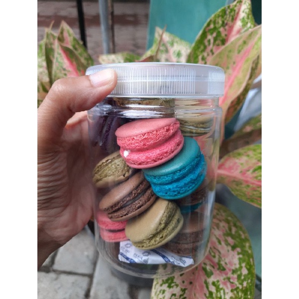 SPECIAL MACARON ISI 18 PCS/ macaron toples tabung 650ml