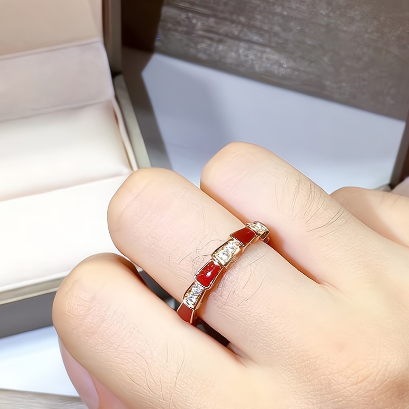 Indah Baojia BV Berlian Ular Tulang Cincin Berlian Perhiasan Putih Alami Fritillary Carnelian Malachite Hijau Penuh Berlian Cincin Grosir