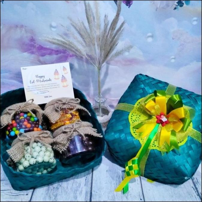 

PARCEL COKLAT LEBARAN HAMPERS IDUL FITRI BESEK TERLARIS Y6545TR4Y