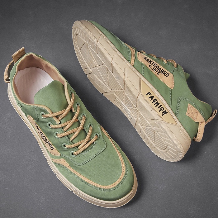 COD BAYAR DITEMPAT!!! 110311 Sepatu Fashion Terbaru Outdoor Traveling Casual Sepatu Sneakers Pria Kekinian No Box
