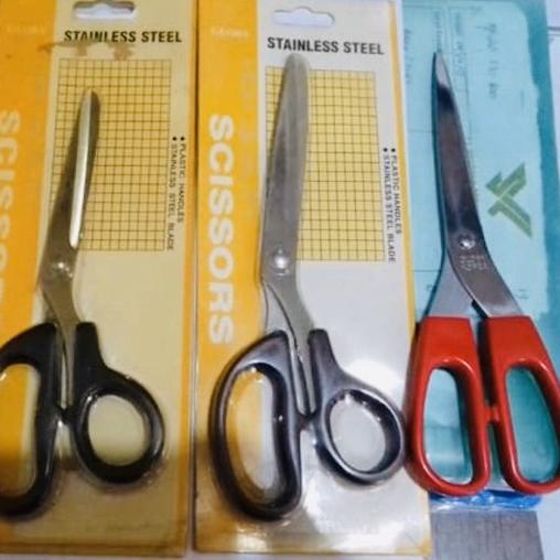 

kodeOo5O9 Gunting tebal dan kuat besi nya bisa untuk gunting karton