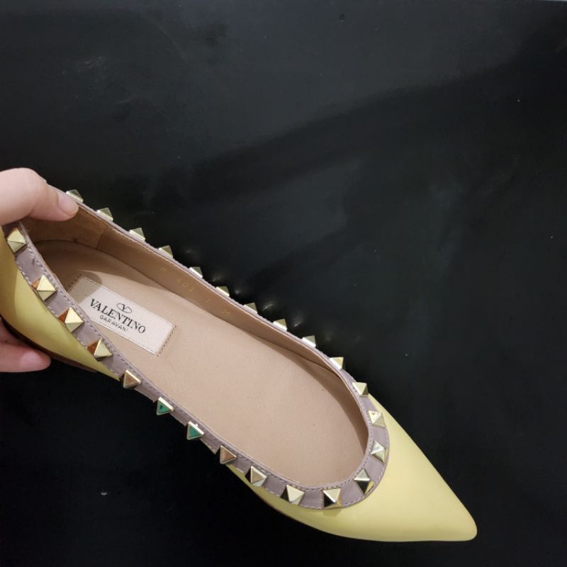 Flat shoes Valentino Preloved