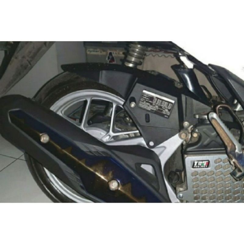 Spakbor Kolong Hugger Airblade Vietnam Vario 125 Vario 150 All New hugger airblade