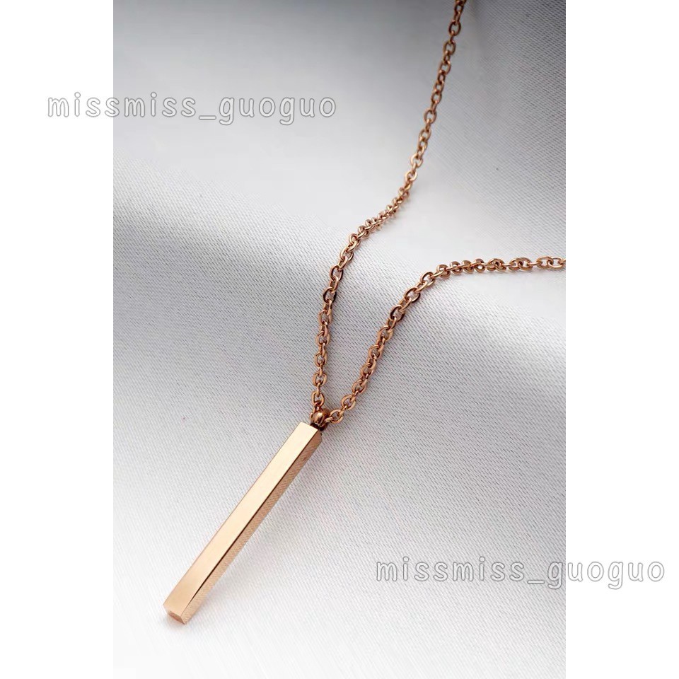 Kalung Rantai Titanium Steel 18K Warna Rose Gold Metalik Untuk Pasangan