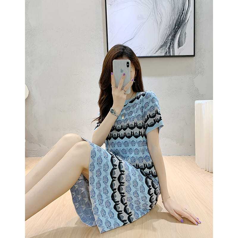 FW23-18204 Terusan Wanita. Women's Fashion Round Neck Knitted Dress