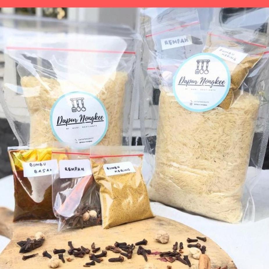 

֍ Paket Beras Basmati 1kg dan Bumbu Nasi Kebuli ★
