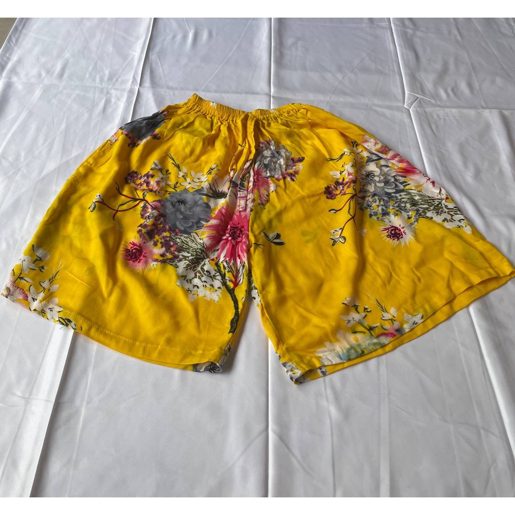 MODEL CELANA PENDEK MURAH TERBARU MOTIF BUNGA CPB004