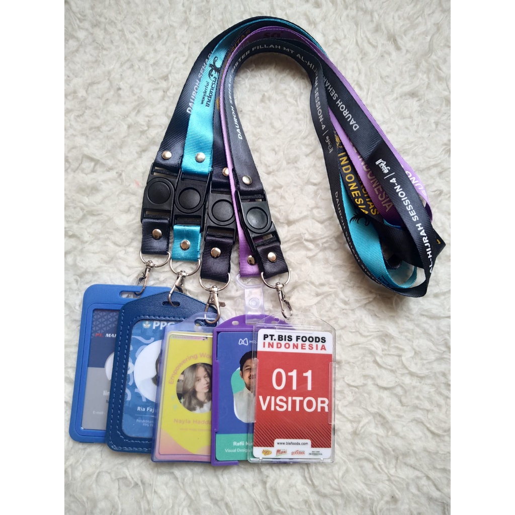 

ID Card + Lanyard Sablon 1 Warna, Paket Fullset, Custom