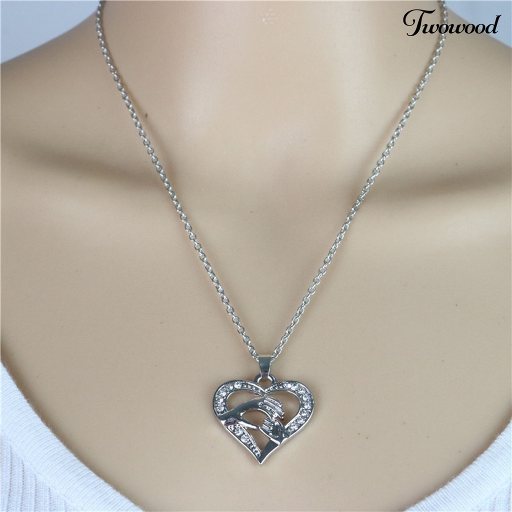 Twowood Liontin Kalung Rantai Salib Electroplating Shiny Geometris Perhiasan Leher Dekorasi Tahan Luntur Wanita Sederhana Hati Klavikula Kalung Aksesori Pakaian