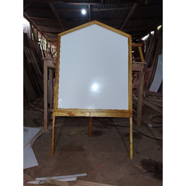 

papan tulis ukuran 60x80 tingi kaki dari bawah 35cm