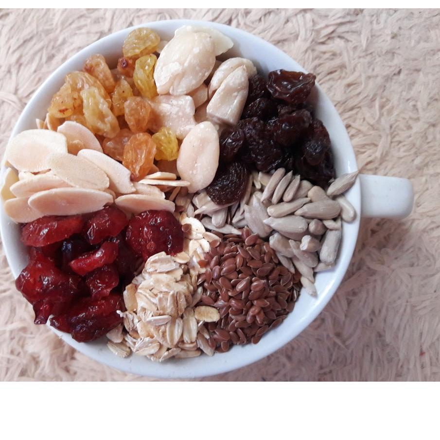 

✼ Healthy Granola Mixed B 500 gram ( Cranberry , Almond , Raisin , Oat ) ✫