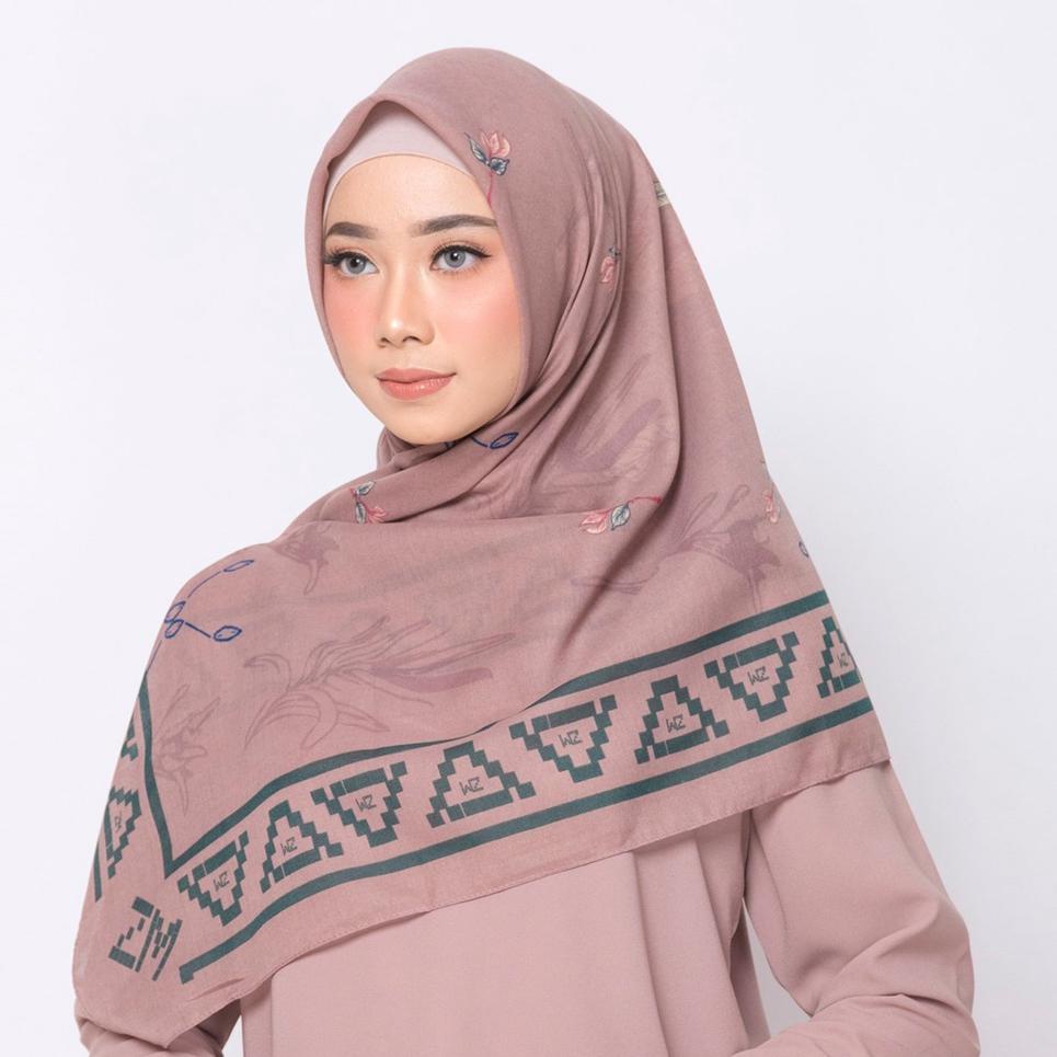STOK TERBARU ZM Zaskia Mecca - Kayu Aro Dusty Pink Scarf Kerudung Segi Empat
