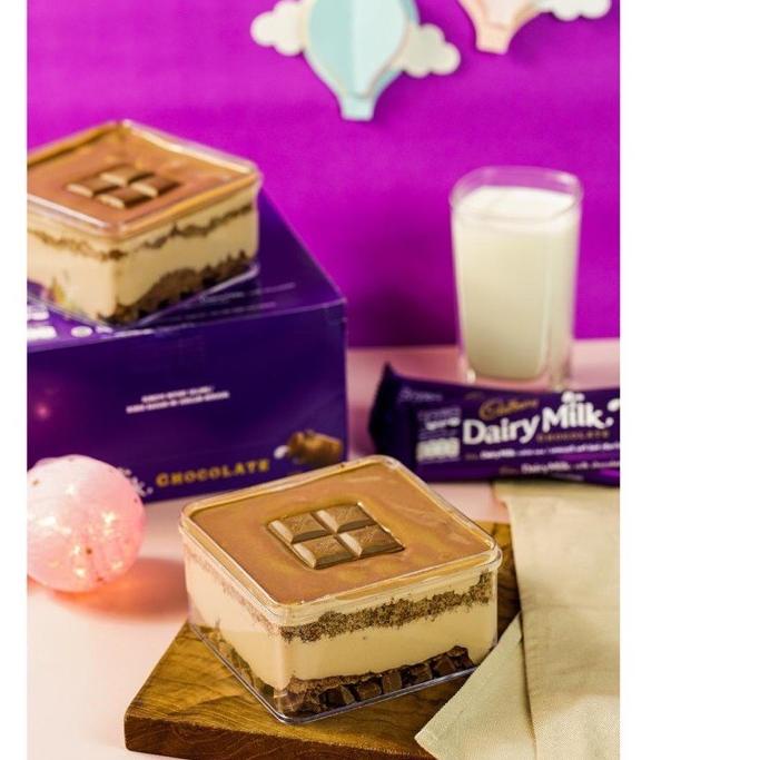 

✬ BITTERSWEET BY NAJLA CADBURRY DESSERT BOX ►