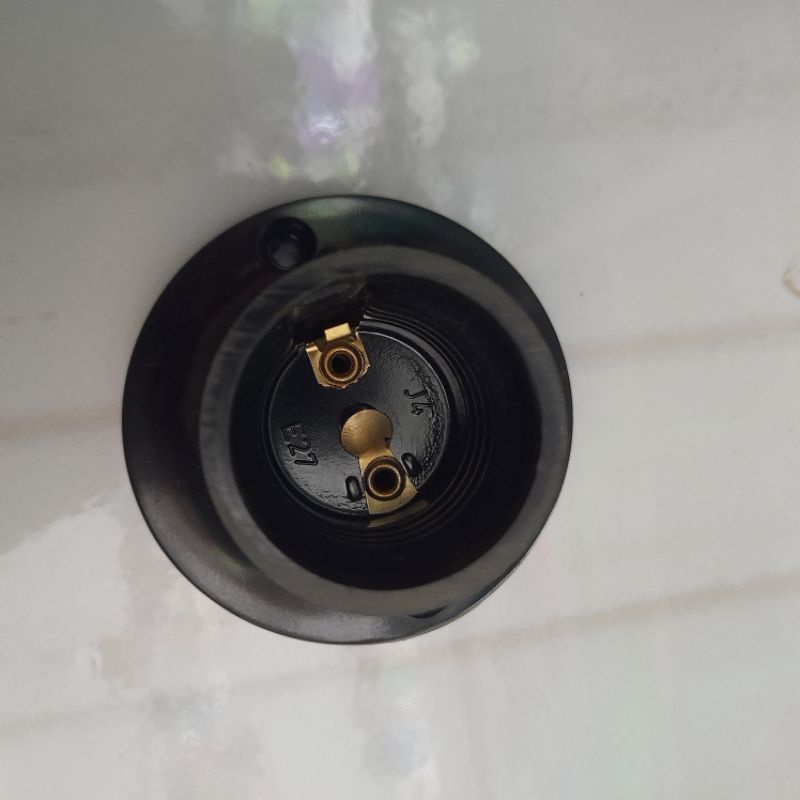 Fitting Lampu Tempel Broco