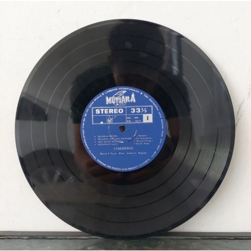 Vinyl Piringan Hitam 10 inch Djangan Begitu-Christine