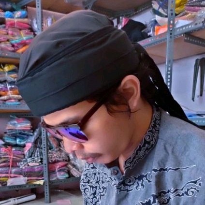 Peci Blangkon Sunda Totopong Dewasa motif batik atas tertutup