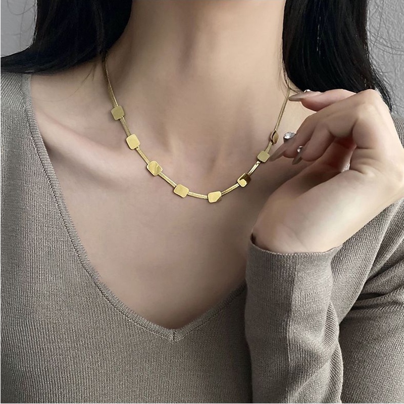 Kalung Rantai Tulang Ular Bahan Titanium Steel