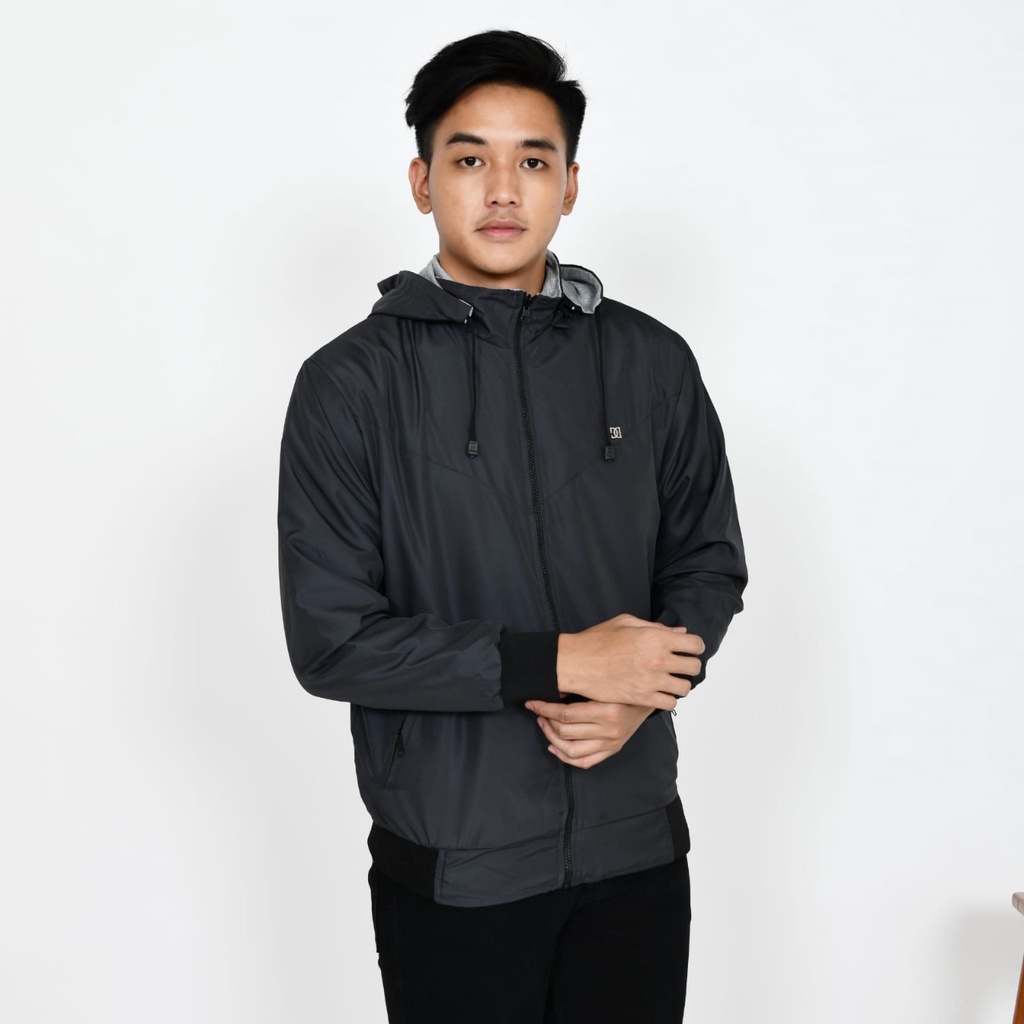 Jaket Bolak Balik 2in1 Pria Wanita Jaket Bb Dc Bahan Waterproof Size L XL XXL