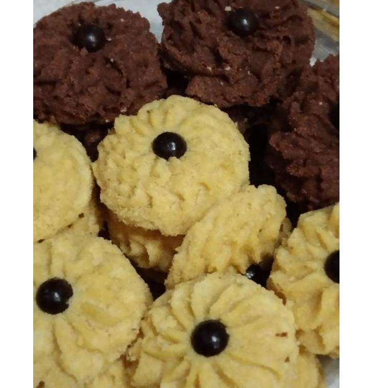 

F25 Kue Semprit kue kering kue lebaran BIG PROMO そ