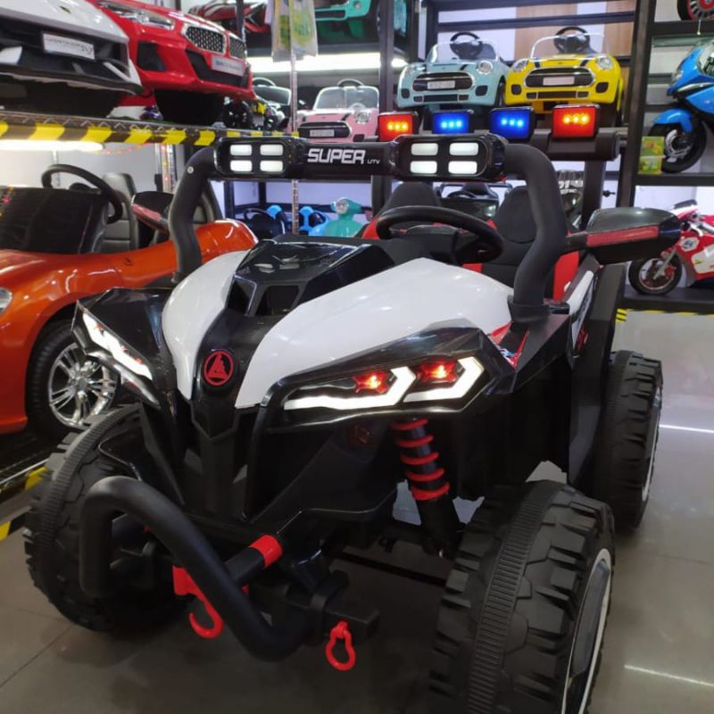 mobil aki jeep EJP 7714/ cobra