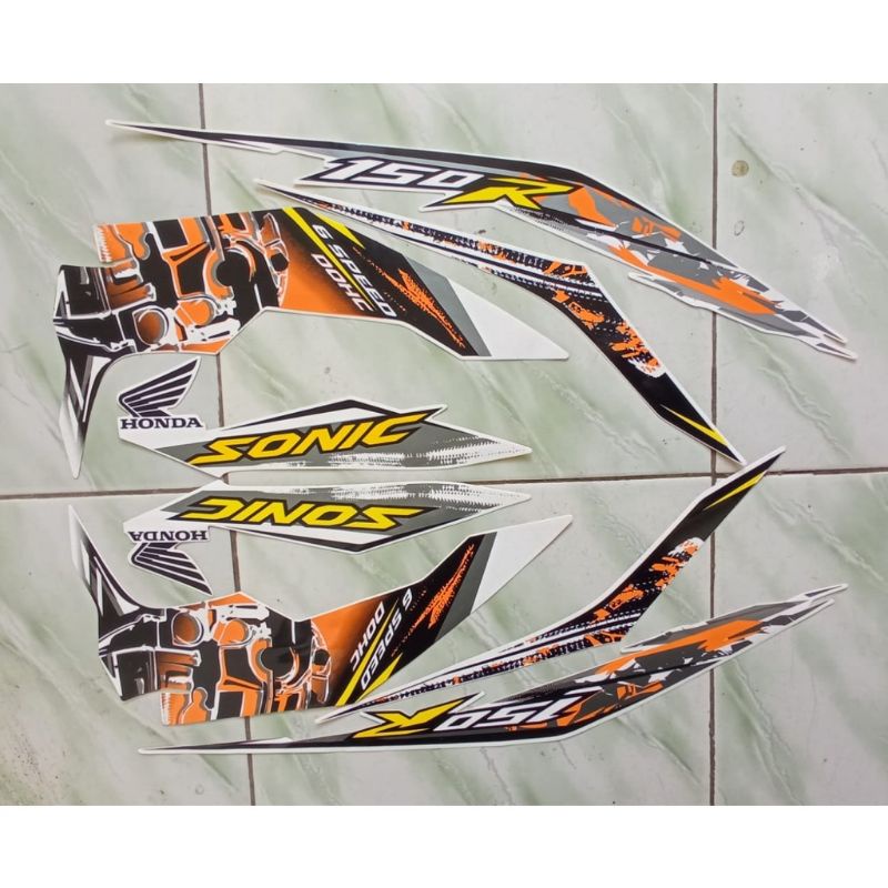 Striping sticker lis body honda sonic 150r 2015 2016 putih