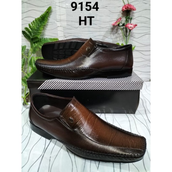 Sepatu bally