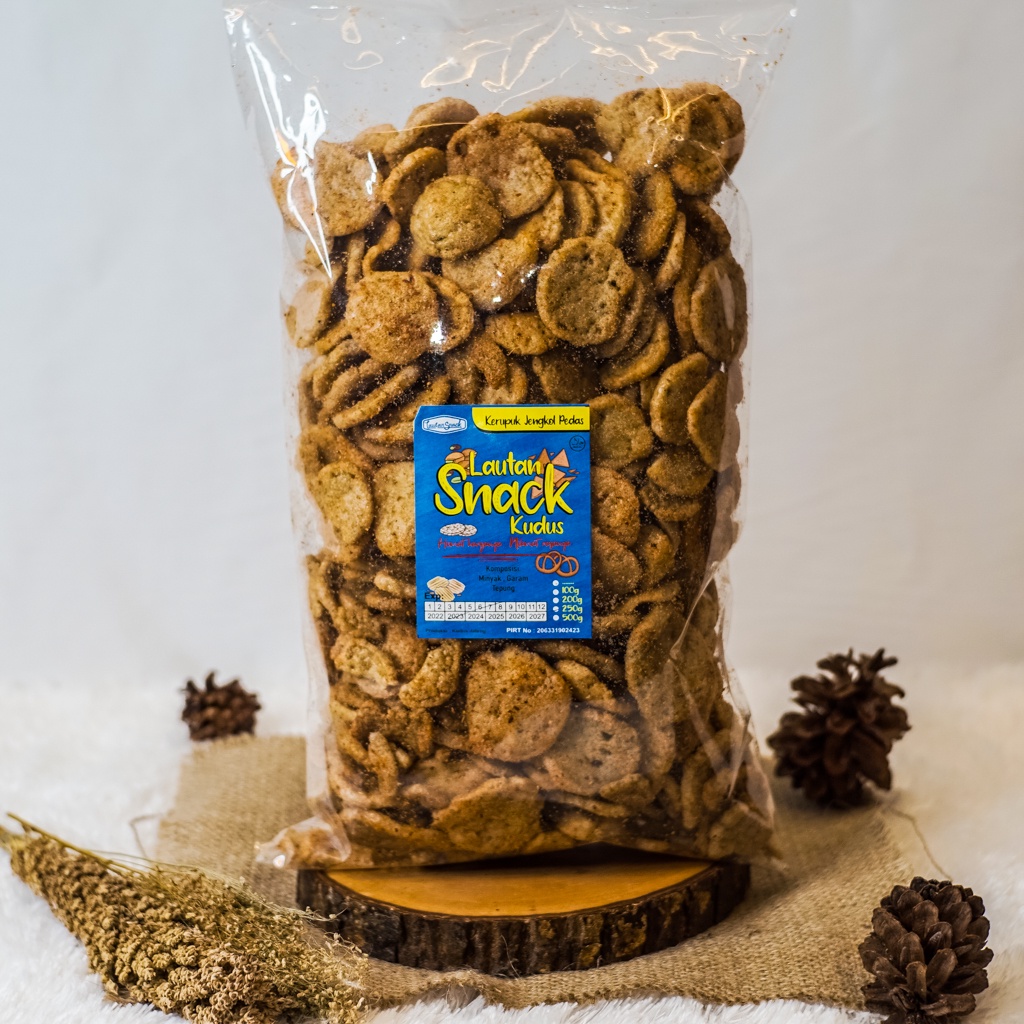 

Kerupuk Jengkol Pedas Enak Renyah 250gr