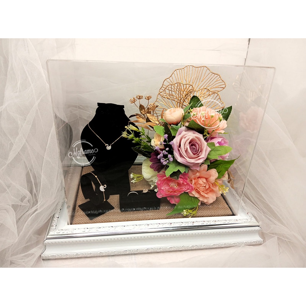 1 SET LENGKAP KOTAK SESERAHAN HANTARAN PERNIKAHAN PERHIASAN/SANGJIT//TRAY S 41//20X30