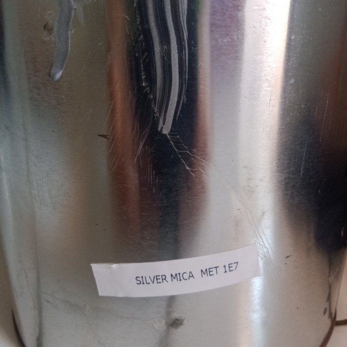 Cat Pu Avanza Silver 1E7 Original 1.L Kode 047