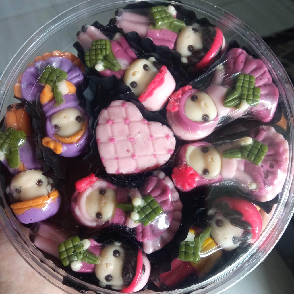 

coklat karakter Fitra dan Fitri \\ GN CHOCO