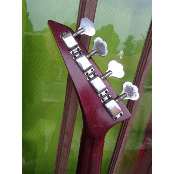 Bass elektrik marina jadul lucu antik perkiraan japan vintage