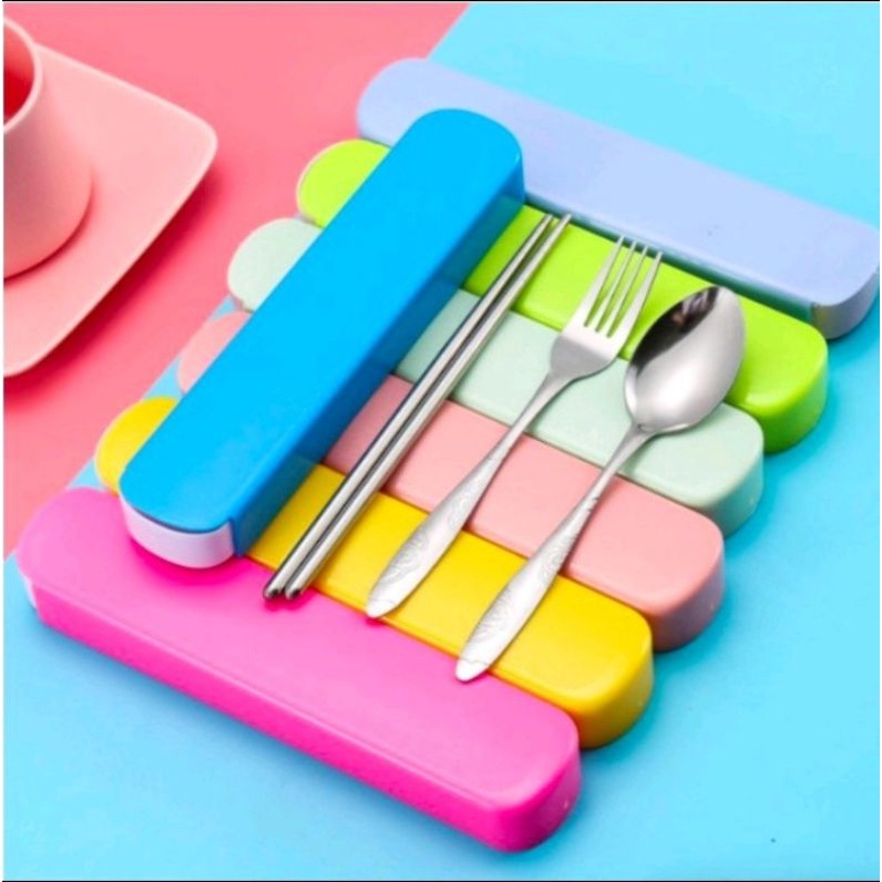 Cutlery Set Sendok Garpu Sumpit Stainless Steel / Set Alat Makan Portable Travel