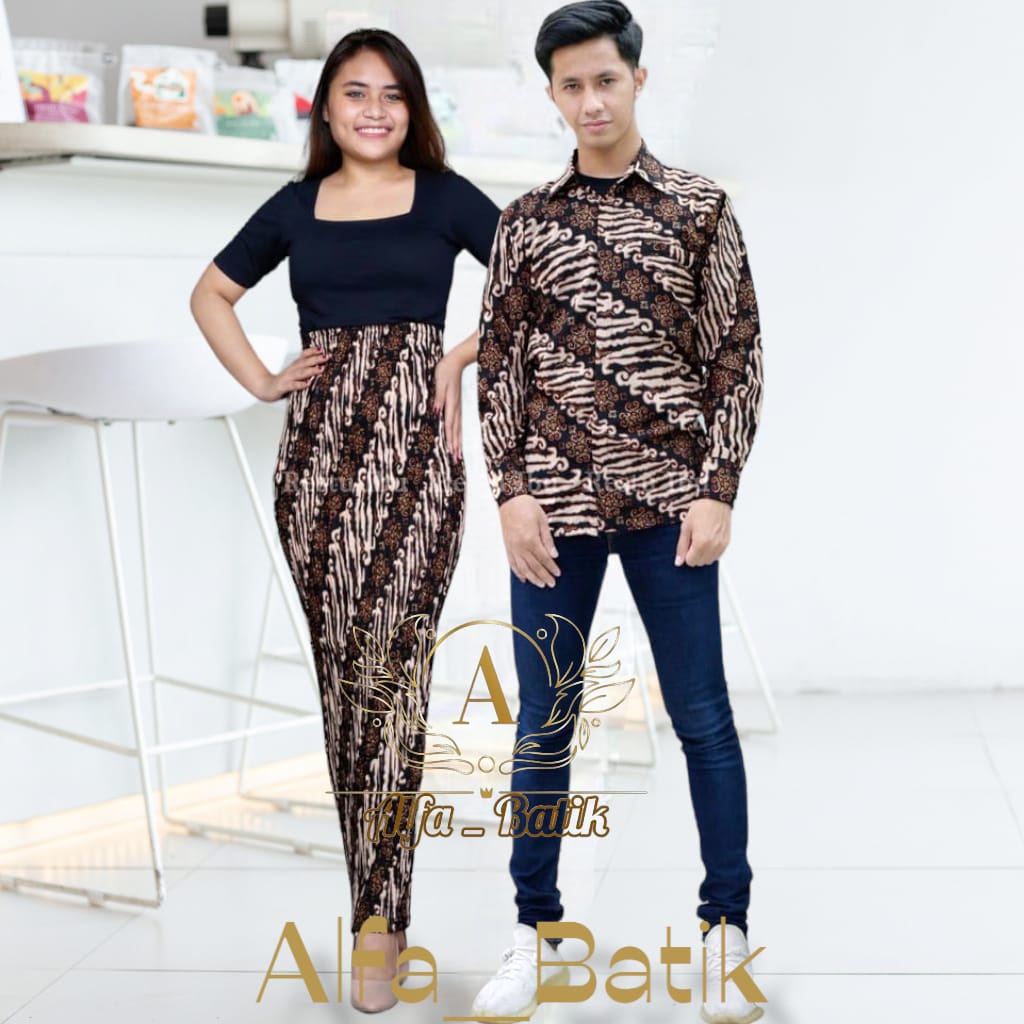 COUPLE BATIK WISUDA/COUPLE BATIK KEBAYA/COUPLE BATIK TUNANGAN/COUPLE BATIK KONDANGAN/COUPLE BATIK TERBARU/COUPLE BATIK TERLARIS