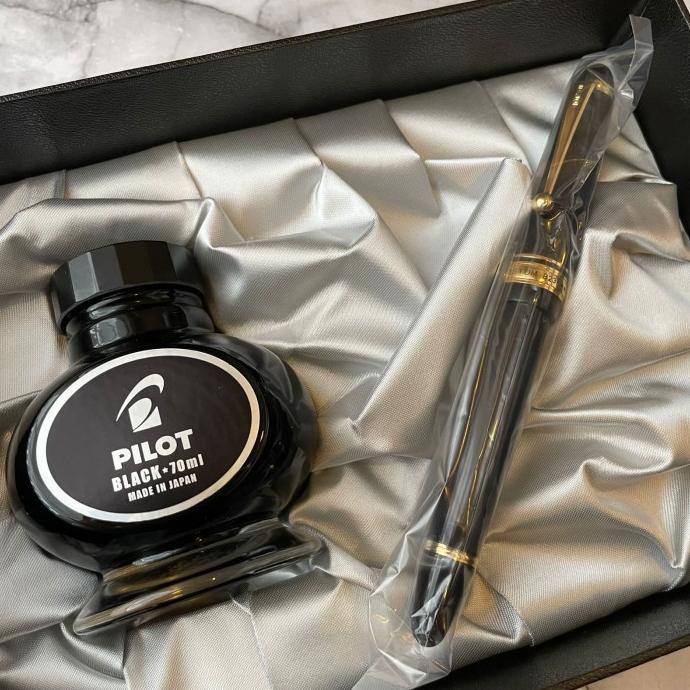 

PILOT Custom 823 Fountain Pen Set