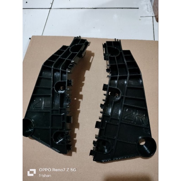 BRACKET BUMPER DEPAN MITSUBISHI XPANDER CROSS NEW