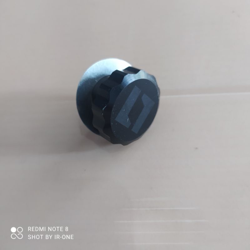 Nut as TA naild 12 mm thru axle mur TA Polygon xquarone
