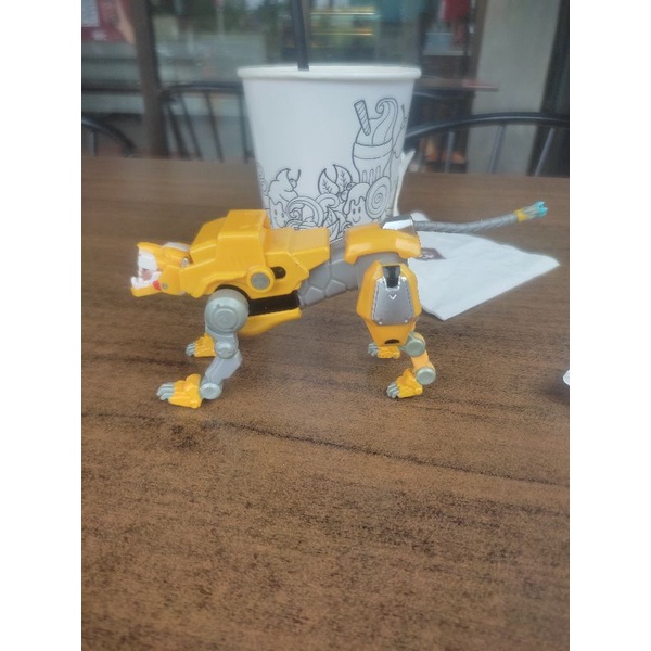 figure voltron legendary defender yellow lion