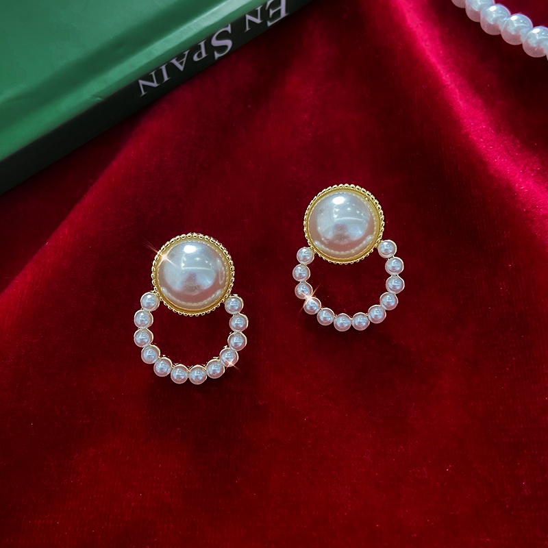 Anting Bulat Mutiara Retro Korea Bentuk Hati Anting Stud Halus2023Aksesoris Fashion Wanita Baru