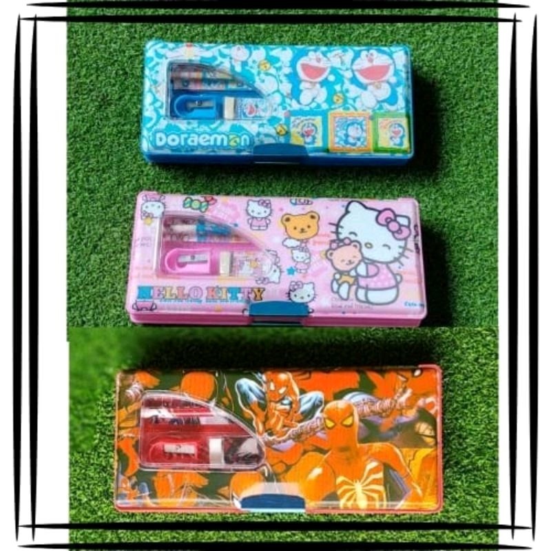 

Kotak pensil (casing motif timbul)