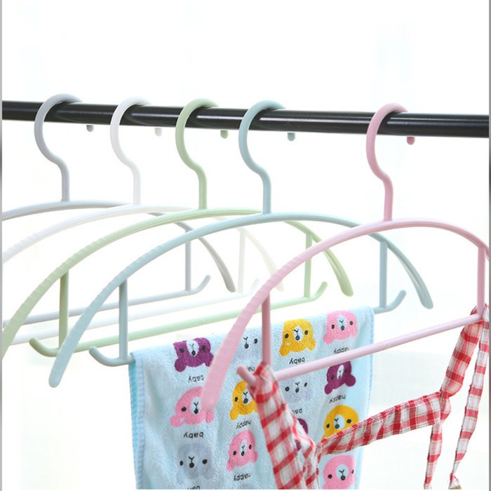 Yamata Hanger Gantungan Baju Plastik / Plastic Hanger Pakaian Laundry Anti Slip / Gantungan Pakaian Rumah Tangga Non-slip / Gantungan Busur Desain Plastik Lebar Bahu Semi-melingkar / Hook Pakaian Anti Jatuh