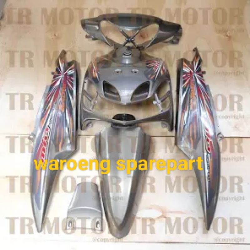 body halus Yamaha Mio smile abu abu grey