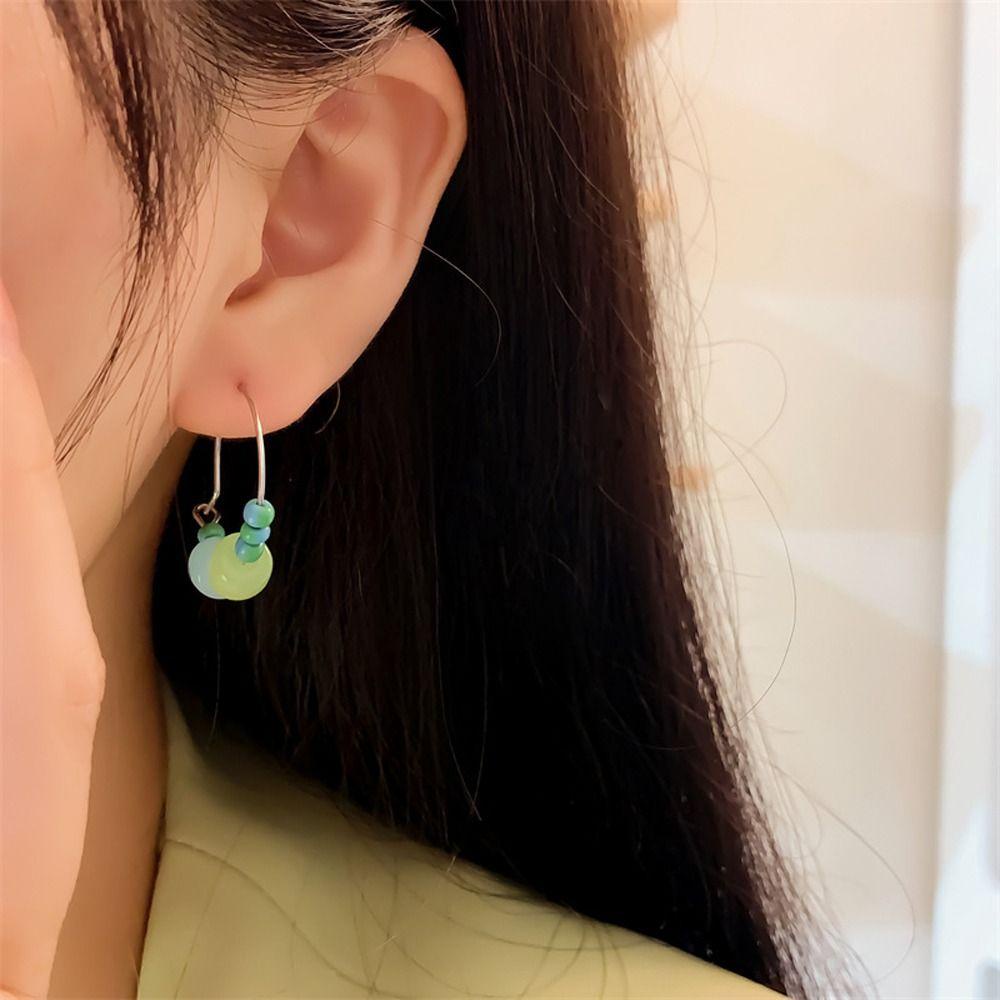 Mxbeauty Wanita Anting Hoop Elegan Temperamen Indah Fashion Perhiasan Niche Desain Gadis Hadiah Kontras Warna Alloy Ear Hoop