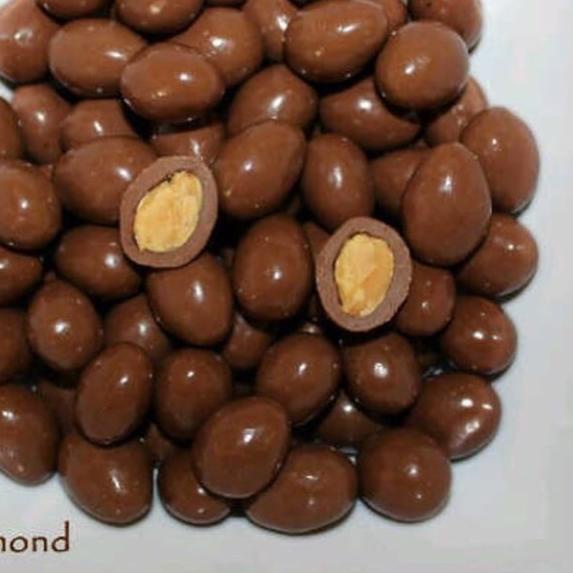 

֍ Coklat Almond Lezat Bergizi 500 gram ☺