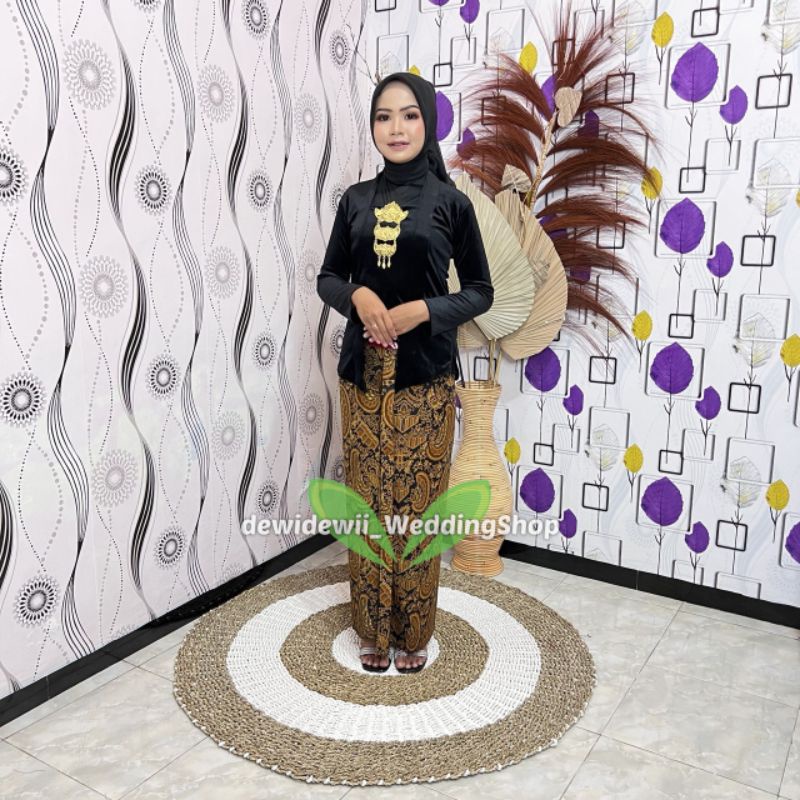 [1set] Kebaya + Jarik Instan || Model Padma - Motif Semen Romo