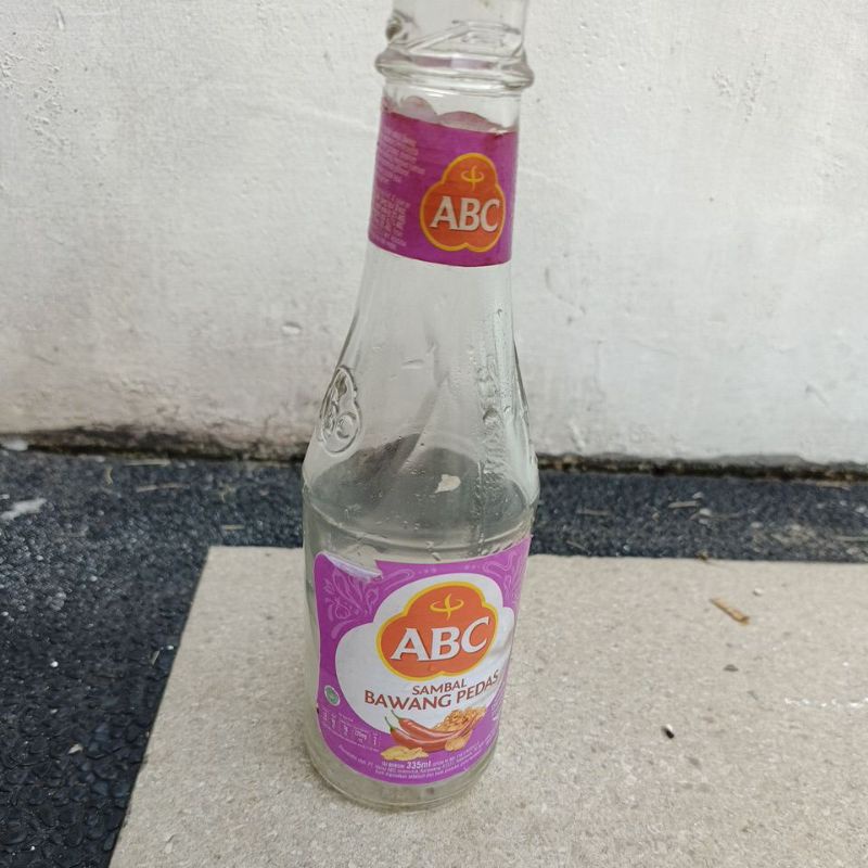 botol kaca kosong sirup, sambal, minyak (olive oil, sesame oil) bekas, ada tutup