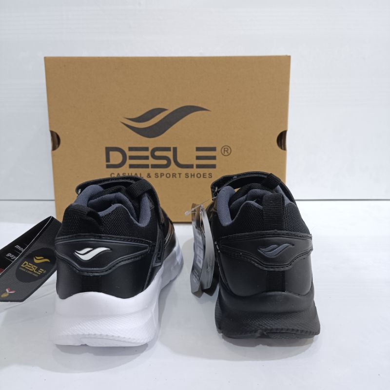 Sepatu Sekolah Anak Merk Desle tipe Peter Thomas Jr size 32-37 | Desle Peter Thomas Jr | Sepatu Olahraga Anak Desle