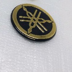 logo garputala emblem Yamaha Size 4.5cm RX-KING,VIXION SCORPIO warna gold